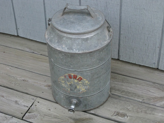 Vintage water jug from the rental inventory of www.momentarilyyours.com