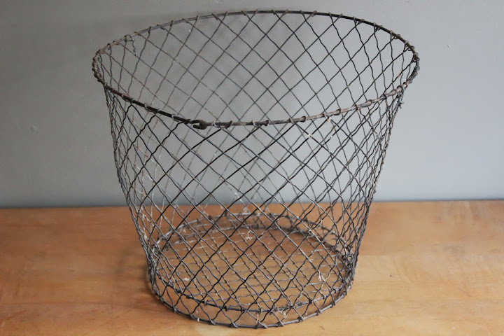 Round wire basket from the rental inventory of www.momentarilyyours.com