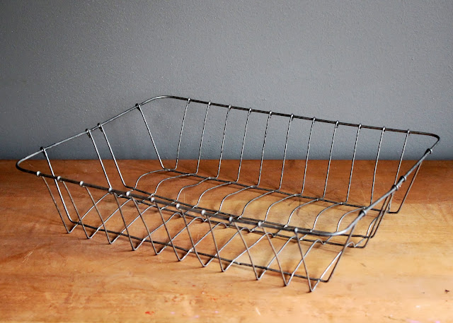 Assorted shallow wire baskets available for rent from www.momentarilyyours.com, $2.00.