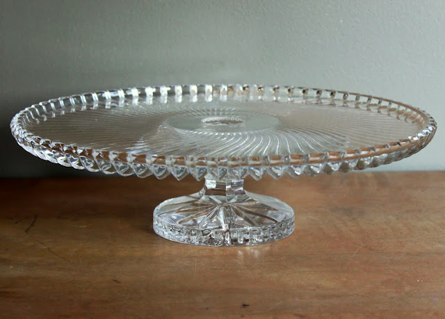 Clear ripple cake stand available for rent from www.momentarilyyours.com, $4 | Kansas City Vintage Rentals