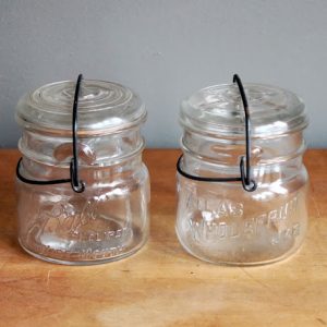 Wide Mouth Pint-Sized Mason Jar With Wire Closure